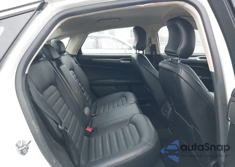 2018 Ford Fusion Hybrid Se z USA, uszkodzony, nr VIN 3FA6P0LU3JR171708